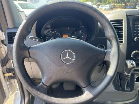 Used 2014 Mercedes-Benz Sprinter 3500 image 13