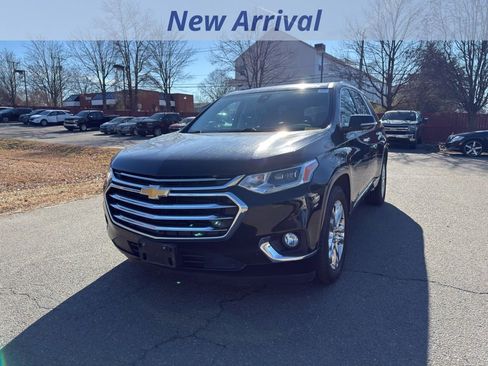 Used 2019 Chevrolet Traverse High Country image 1