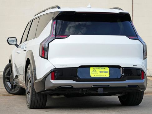 Used 2025 Kia EV9 GT-Line AWD/4WD image 6