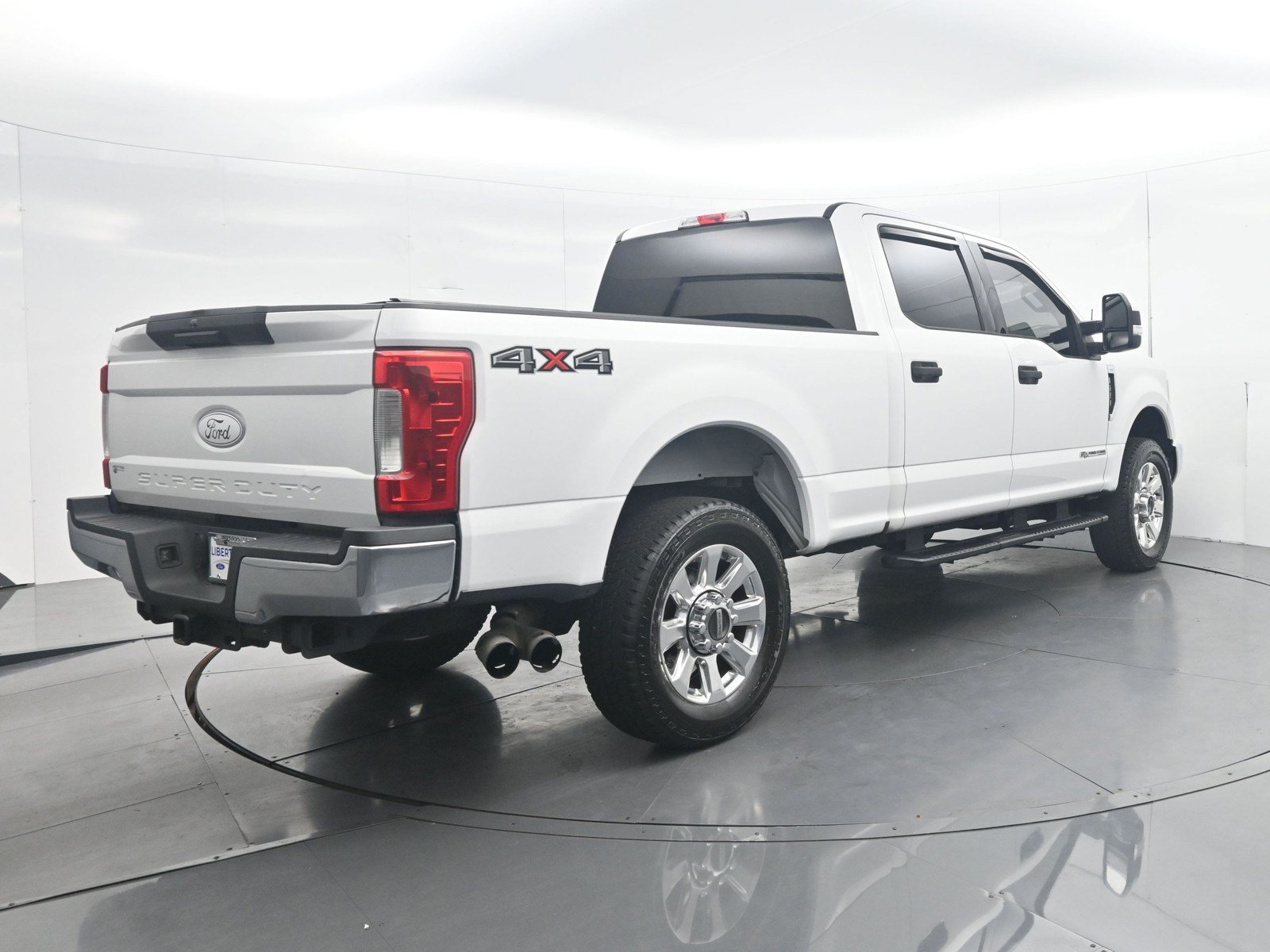 Used 2019 Ford F250 XLT AWD/4WD image 5