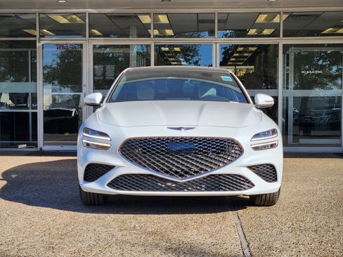 Used 2024 Genesis G70 3.3T Advanced image 2