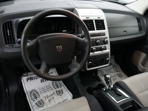 Used 2009 Dodge Journey SXT w/ Flexible Seating Group FWD image 19