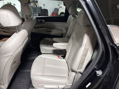 Used 2022 Kia Sorento SX AWD/4WD image 21