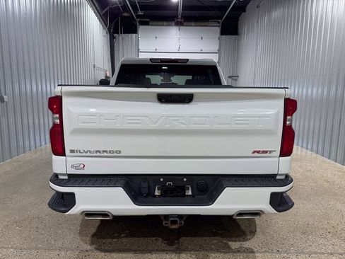 Used 2023 Chevrolet Silverado 1500 RST w/ Z71 Off-Road Package AWD/4WD image 4