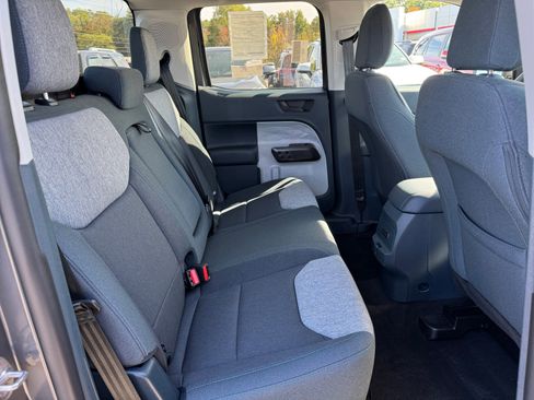 New 2025 Ford Maverick XLT image 28