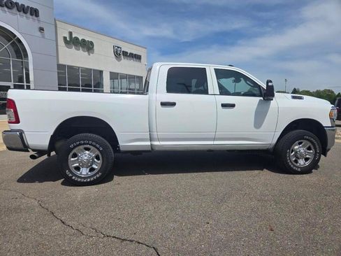 Used 2023 RAM 2500 Tradesman AWD/4WD image 8