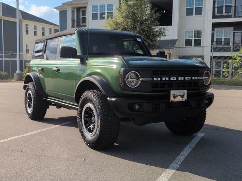 Certified 2022 Ford Bronco Black Diamond w/ Sasquatch Package AWD/4WD image 1