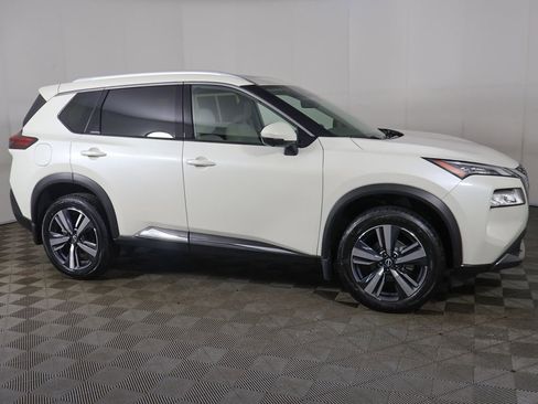 Used 2023 Nissan Rogue SL AWD/4WD image 18
