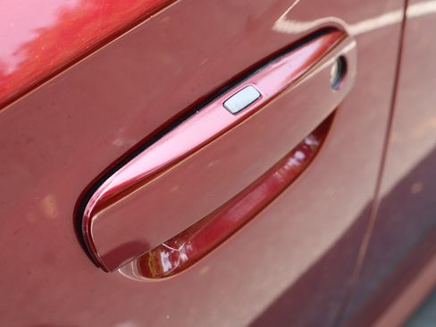 Used 2018 Dodge Charger R/T RWD image 22