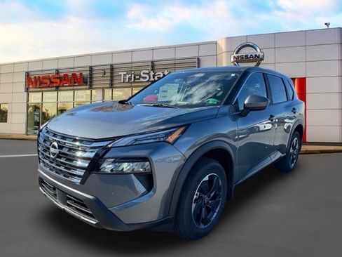 New 2026 Nissan Rogue SV image 2