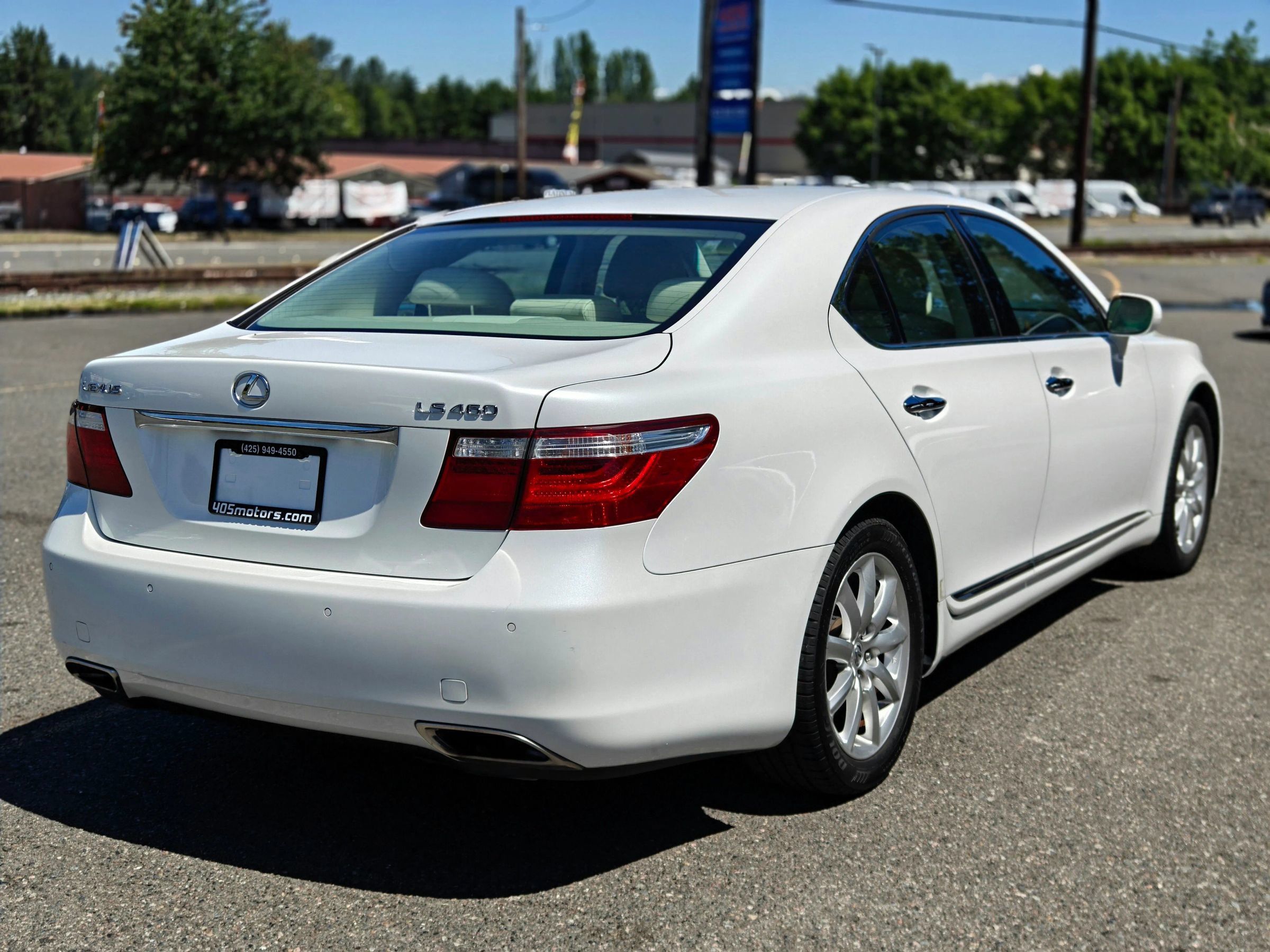 Used 2007 Lexus LS 460 RWD image 8