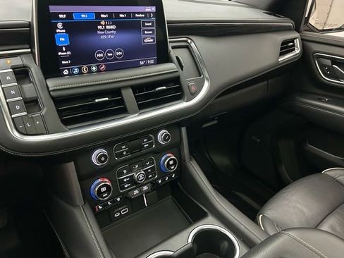 Used 2021 GMC Yukon SLT w/ SLT Premium Package image 27