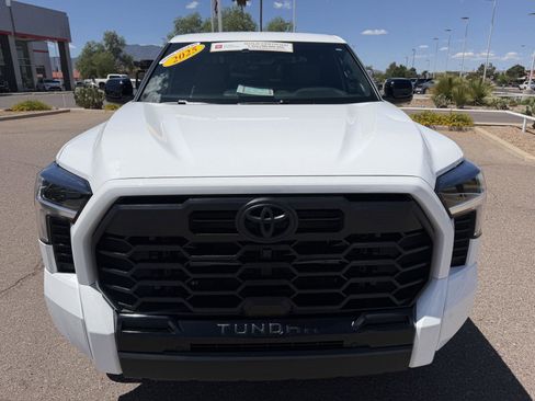 Used 2025 Toyota Tundra Limited w/ TRD Off-Road Package image 10