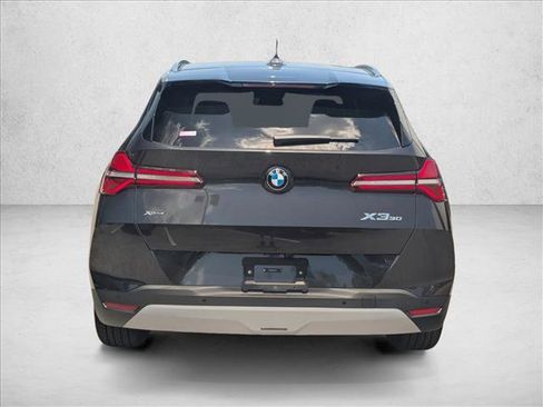 Used 2025 BMW X3 xDrive30i w/ Premium Package image 8