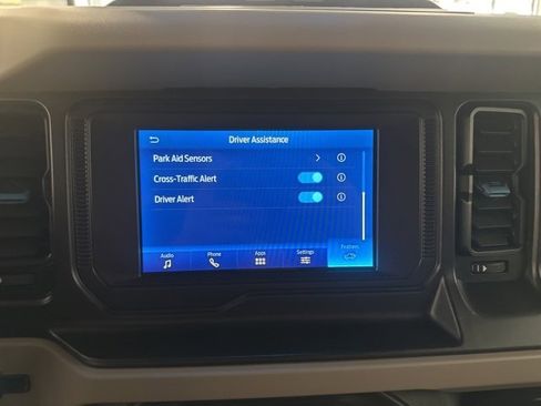 Used 2022 Ford Bronco Wildtrak image 25