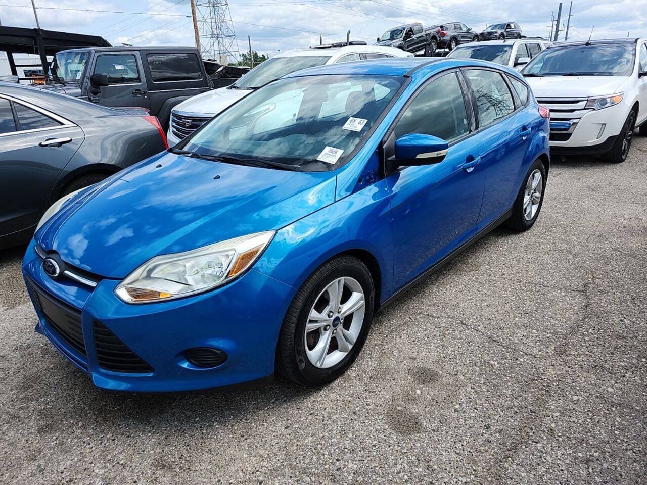 Used 2014 Ford Focus SE FWD image 1