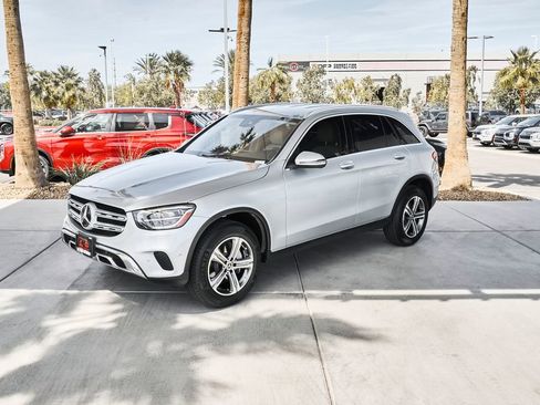 Used 2022 Mercedes-Benz GLC 300 w/ Premium Package Lite image 4