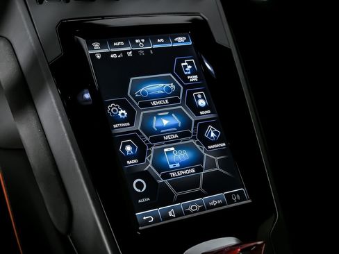 Used 2021 Lamborghini Huracan EVO image 30