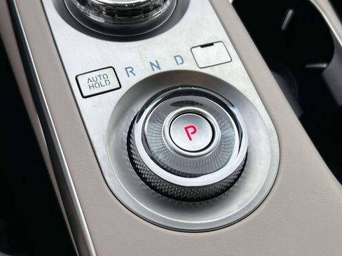 Certified 2023 Genesis GV70 2.5T Select w/ Select Package image 33