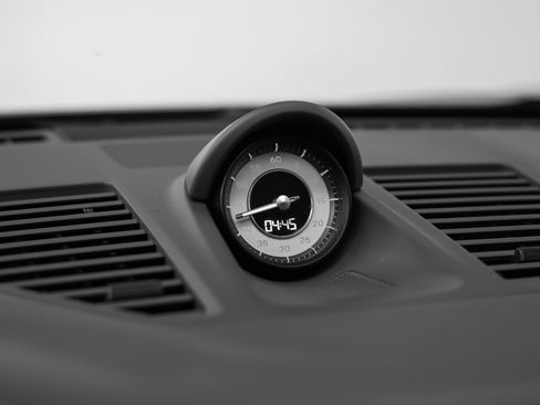 Used 2021 Porsche 911 Turbo S image 59