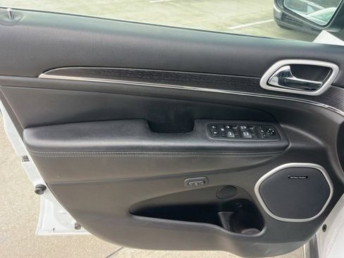 Used 2019 Jeep Grand Cherokee Summit w/ Skid Plate Group image 13
