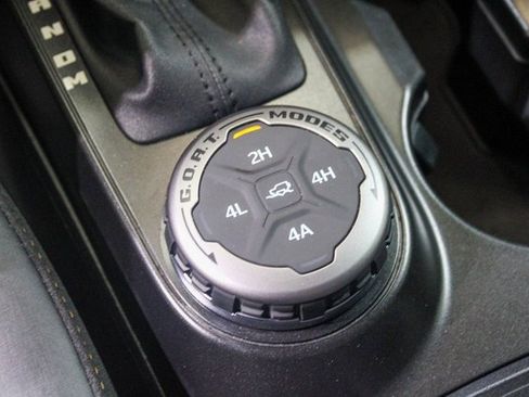 Used 2022 Ford Bronco Badlands w/ Sasquatch Package image 17