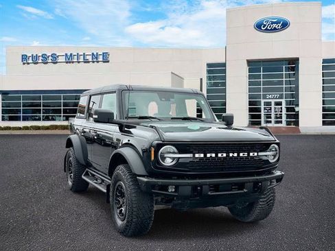 Used 2023 Ford Bronco Wildtrak image 1