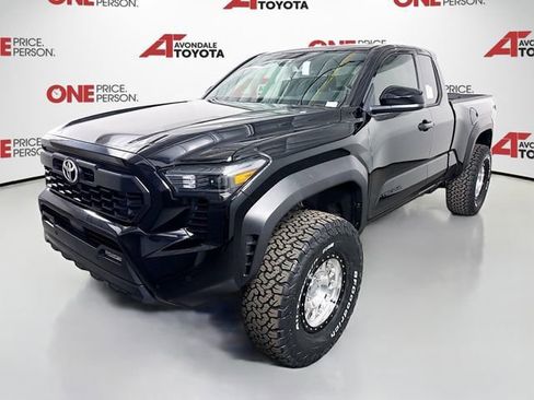 New 2025 Toyota Tacoma PreRunner image 3