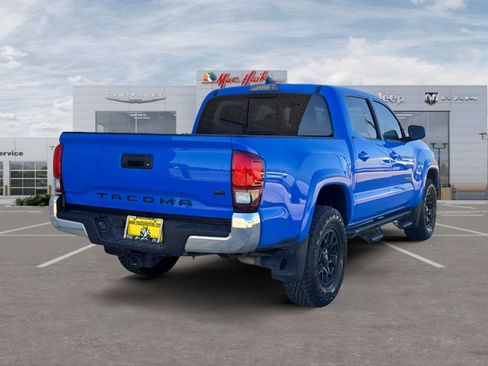 Used 2021 Toyota Tacoma SR5 image 5