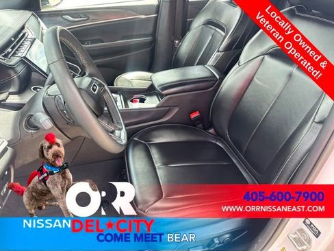 Used 2024 Jeep Grand Cherokee Limited 4xe AWD/4WD image 16