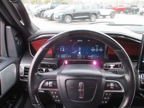 Used 2023 Lincoln Navigator Reserve w/ Equipment Group 201A image 33