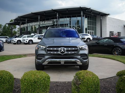 New 2026 Mercedes-Benz GLE 350 4MATIC image 2
