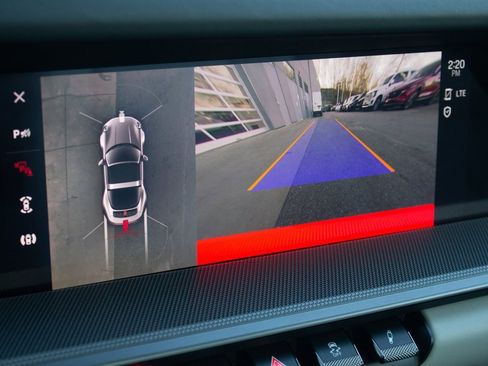 Used 2024 Porsche 911 Targa 4S image 16