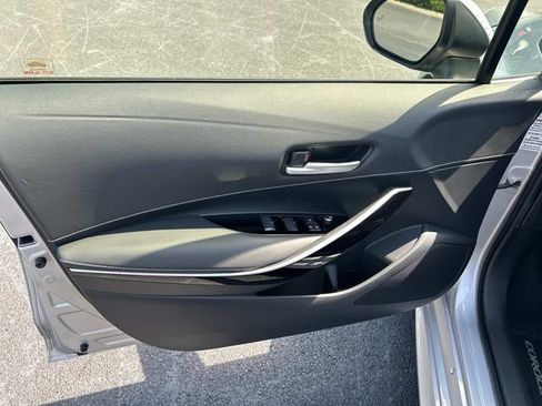 Used 2020 Toyota Corolla XSE FWD image 21
