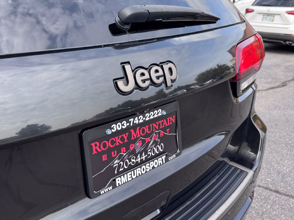 Used 2016 Jeep Grand Cherokee Limited 75th Anniversary AWD/4WD image 9