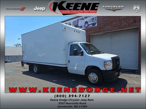 Used 2024 Ford E-350 and Econoline 350 Super Duty w/ Power Windows & Locks Group RWD image 1