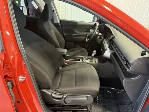 Used 2025 Hyundai Kona SEL AWD/4WD image 23
