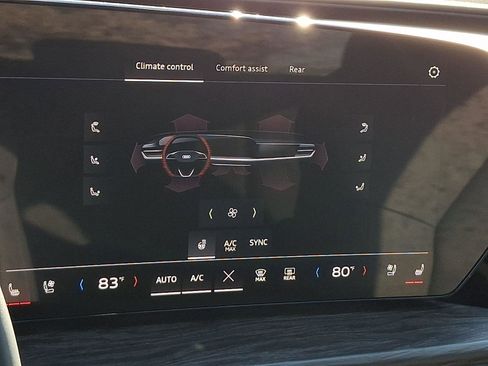 Used 2025 Audi Q5 Prestige image 16