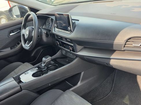 Used 2023 Nissan Rogue SV FWD image 21