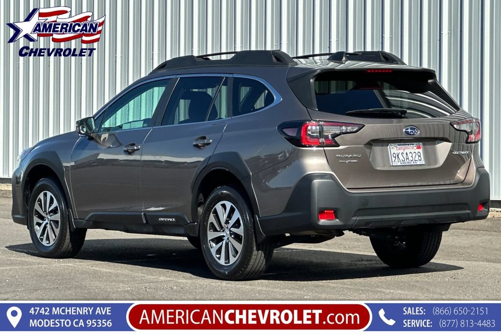 Used 2024 Subaru Outback Premium AWD/4WD image 6