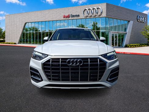 Used 2023 Audi Q5 Premium Plus w/ Premium Plus Package AWD/4WD image 2