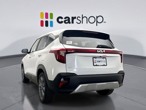 Used 2026 Kia Seltos LX FWD image 3