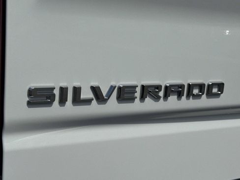 Used 2021 Chevrolet Silverado 1500 LT Trail Boss w/ Convenience Package II AWD/4WD image 31