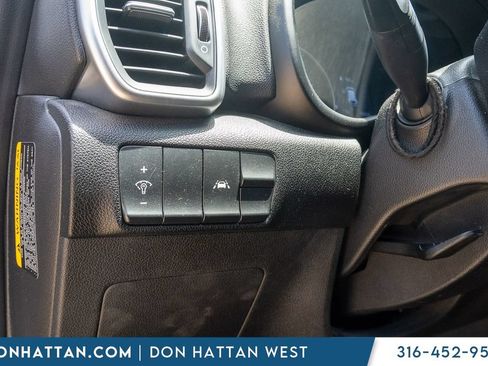 Used 2021 Kia Sportage LX FWD image 18