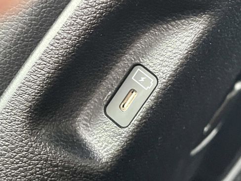 Used 2023 Kia Telluride SX X-Line image 17