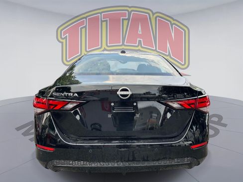 Certified 2025 Nissan Sentra SV FWD image 4
