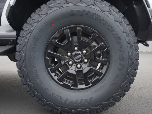 New 2025 Ford Bronco Raptor image 28