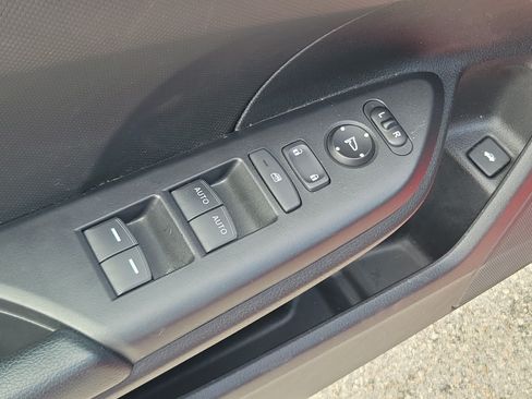 Used 2020 Honda Civic Sport image 18