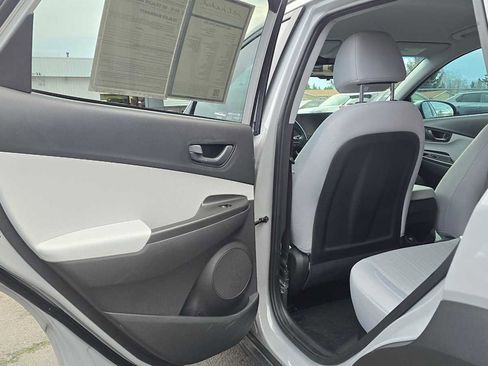 Used 2023 Hyundai Kona SEL w/ Cargo Package image 19