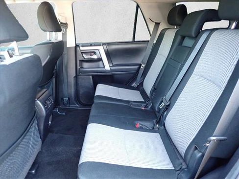 Used 2021 Toyota 4Runner SR5 AWD/4WD image 9